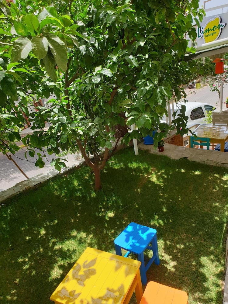 Limon Pansiyon 32/49