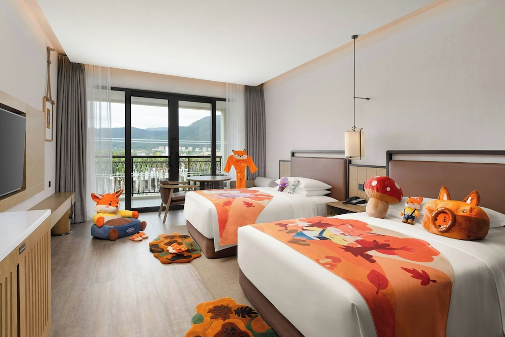 Deluxe, King Bed, Ocean View, Marriott Yalong Bay 2/10