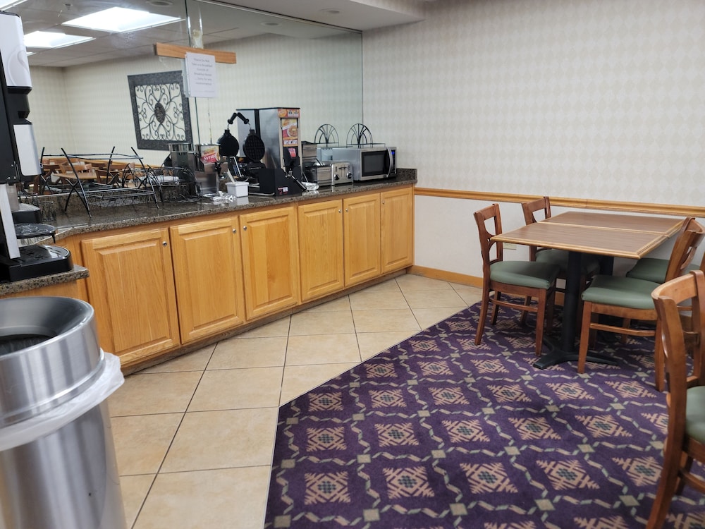 Bay Mountain Inn Cherokee Smoky Mountains 26/45