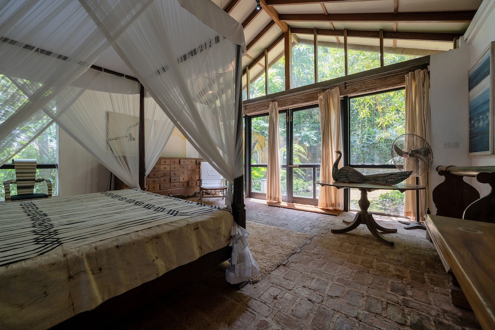 Gallery, Studio, Suite, King Bed