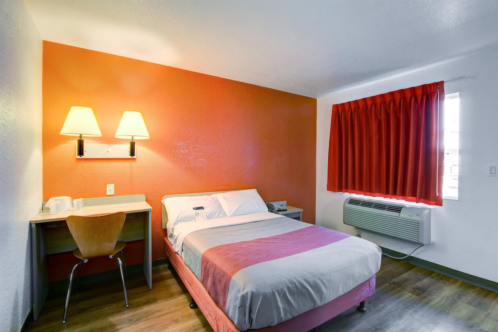 Motel6 La Mesa, CA - San Diego 23/58