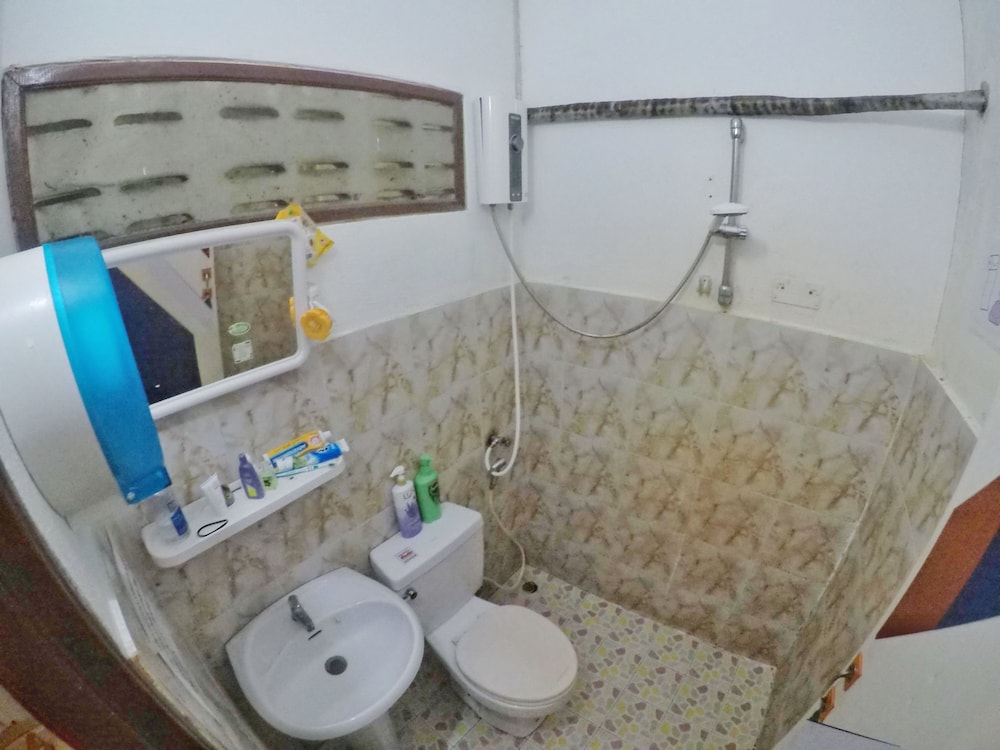 MIXED DORM