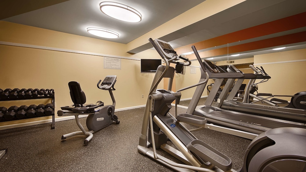 Best Western Executive Suites 19/38