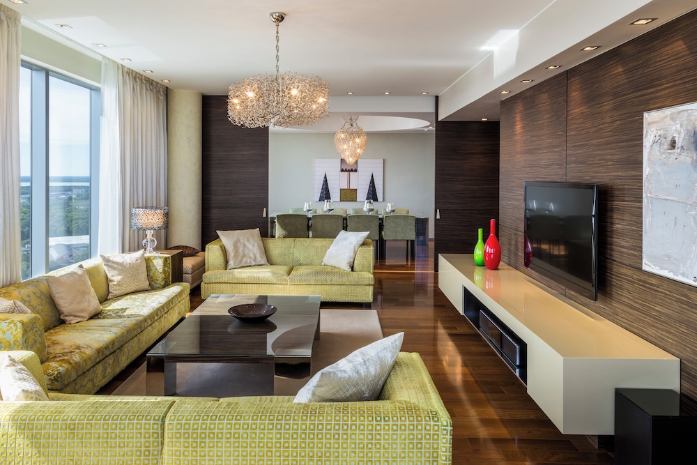 Swissotel Tallinn 45/63