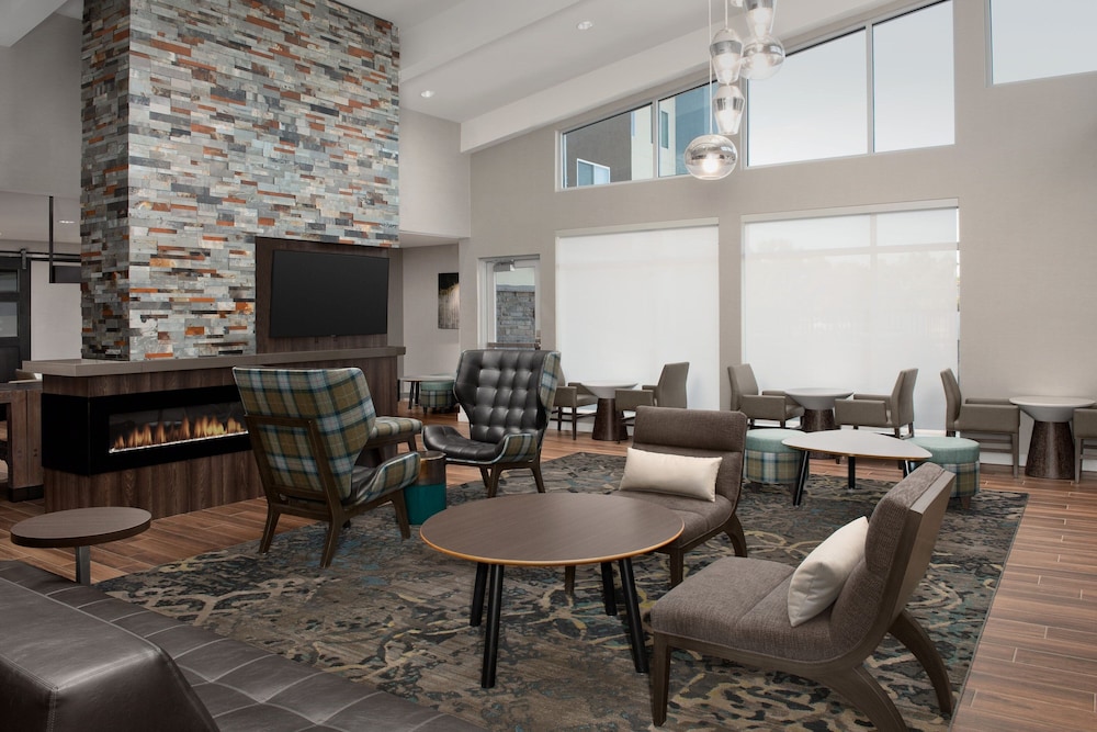 Residence Inn Fresno Clovis 17/30