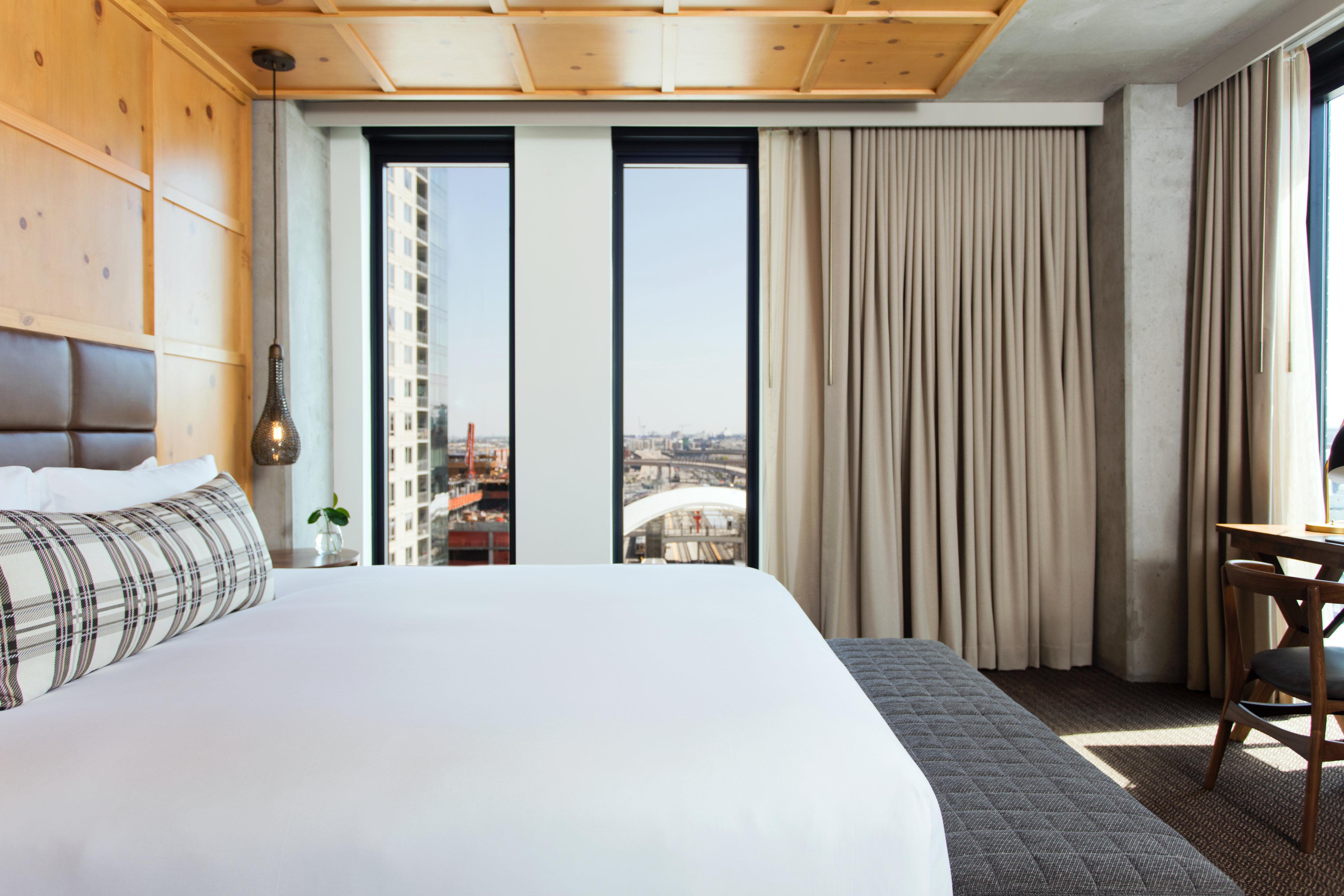 Room, King Bed