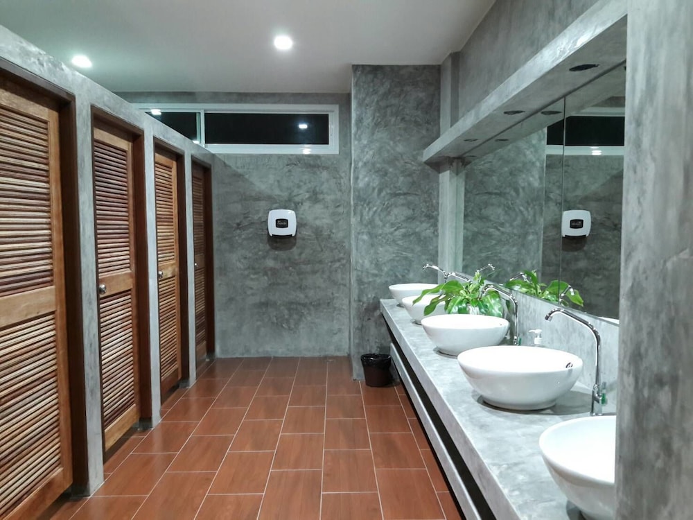 Southgate Residence Hotel 30/30