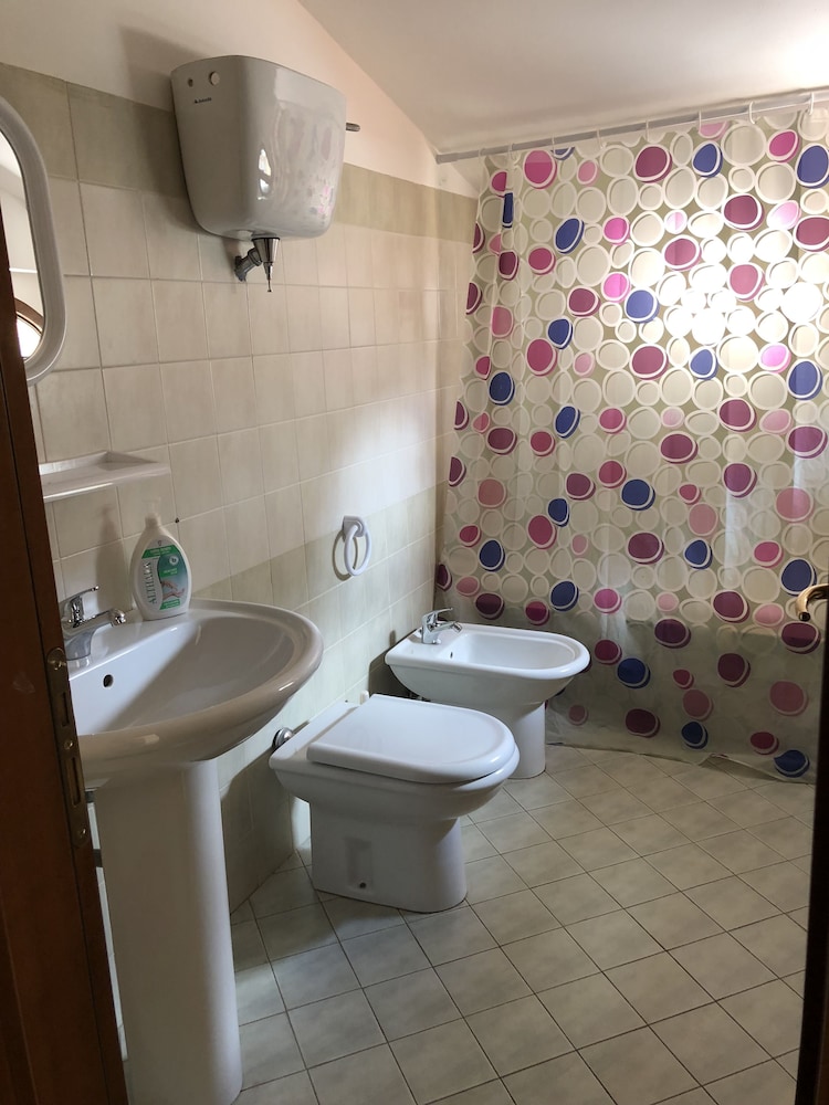 The Maze B&B 27/29