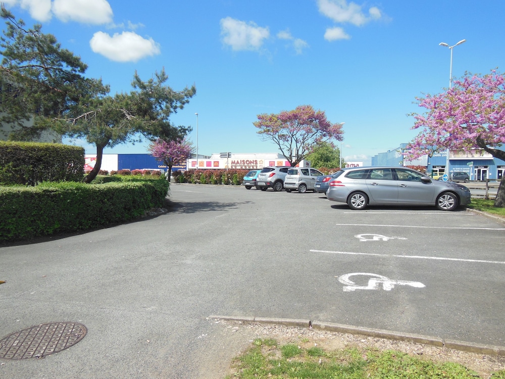 Inter-Hotel Le Beaulieu 20/24