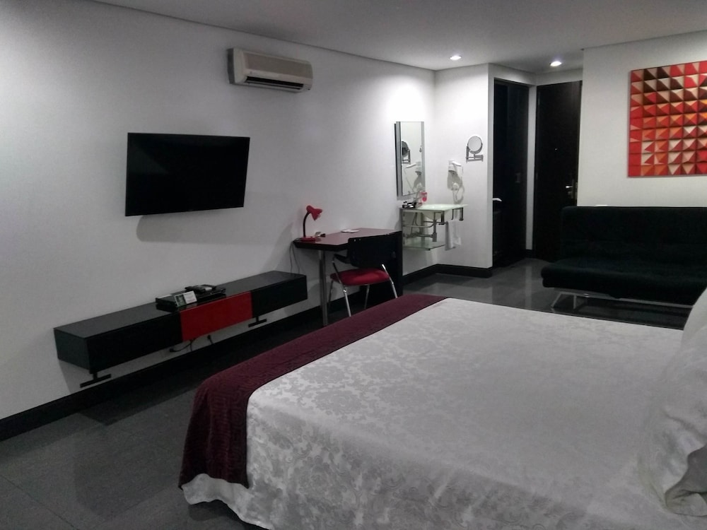 Hotel Merlott 70 23/63