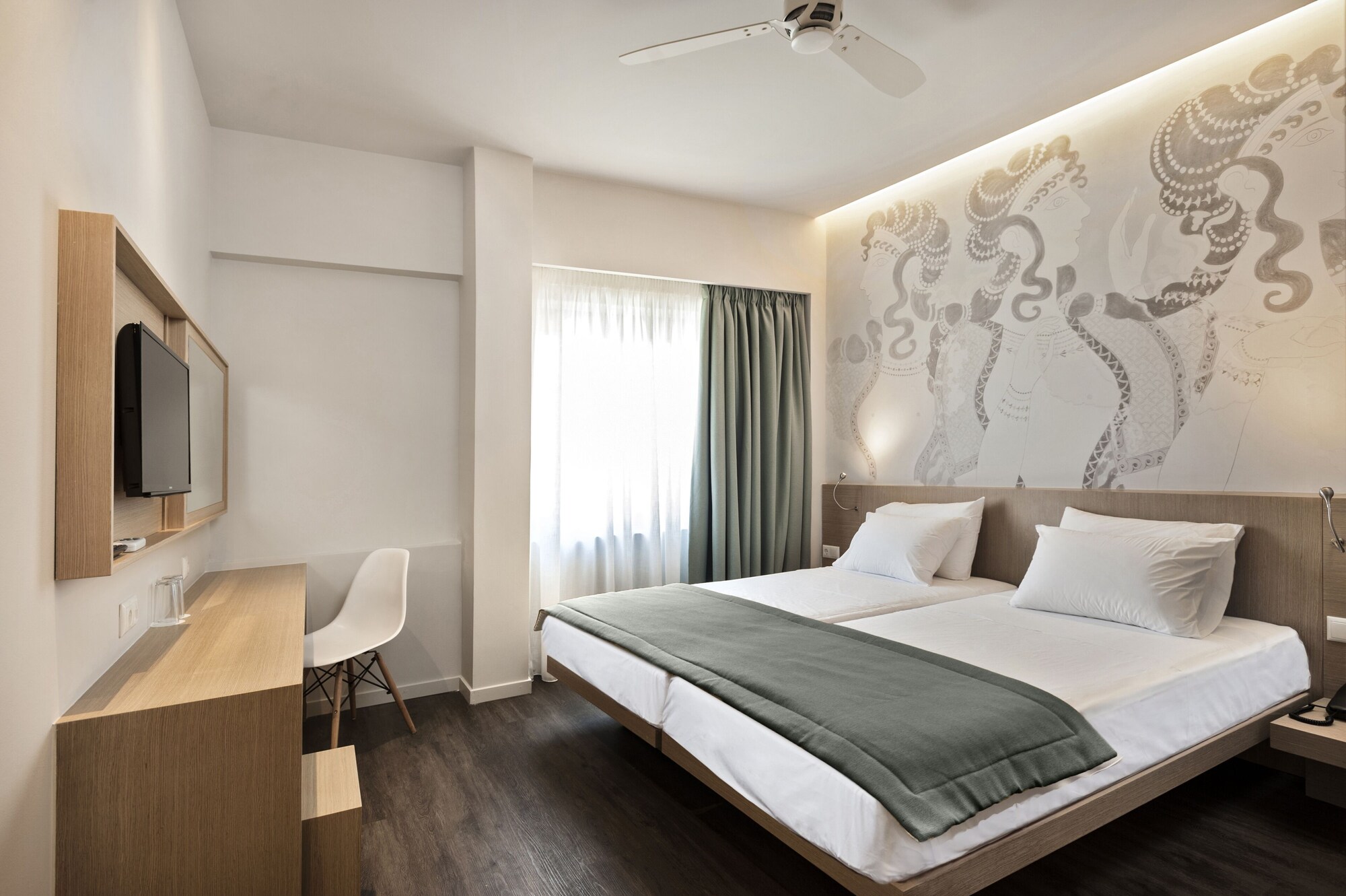 SUPERIOR, DOUBLE BED