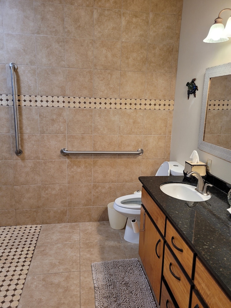 Island Goode's - Luxury Adults Only Accommodation 46/50