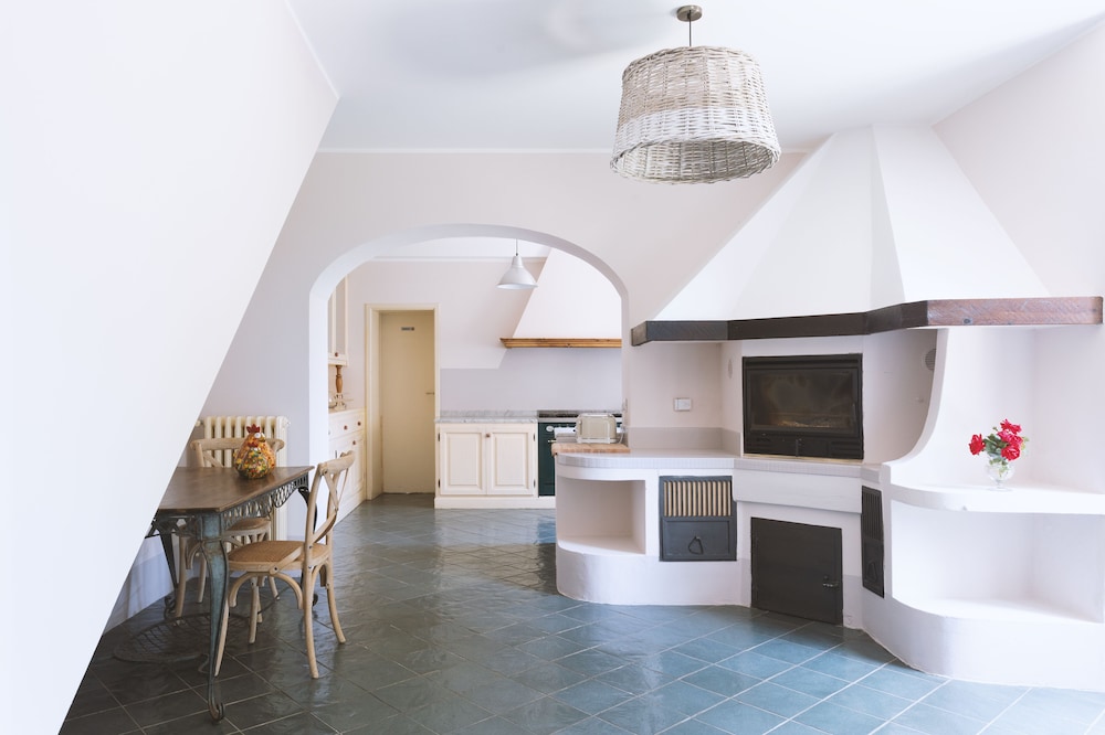 Villa Borgovecchio B&B 18/30