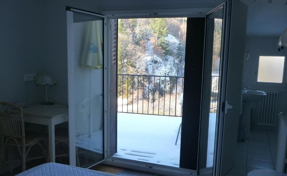 HOTEL LES TILLEULS 27/28