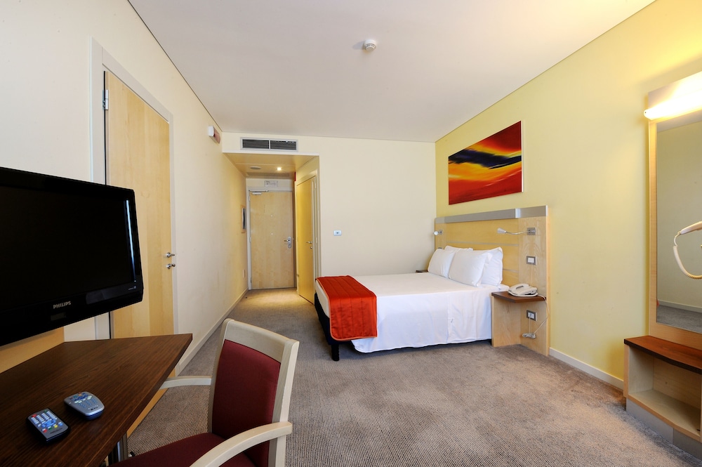 Bes Hotel Bergamo West 17/65