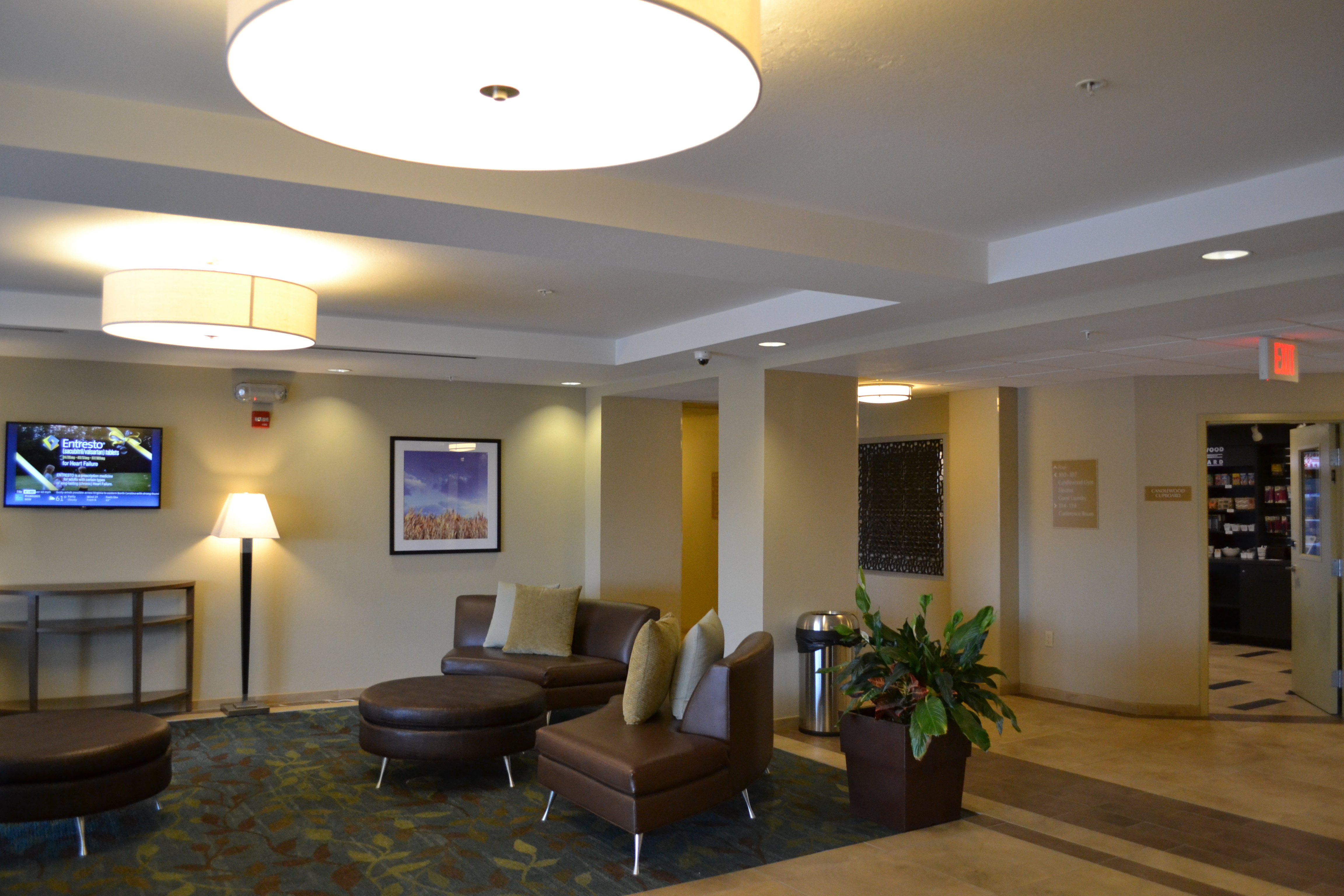 Candlewood Suites St. Clairsville 14/26