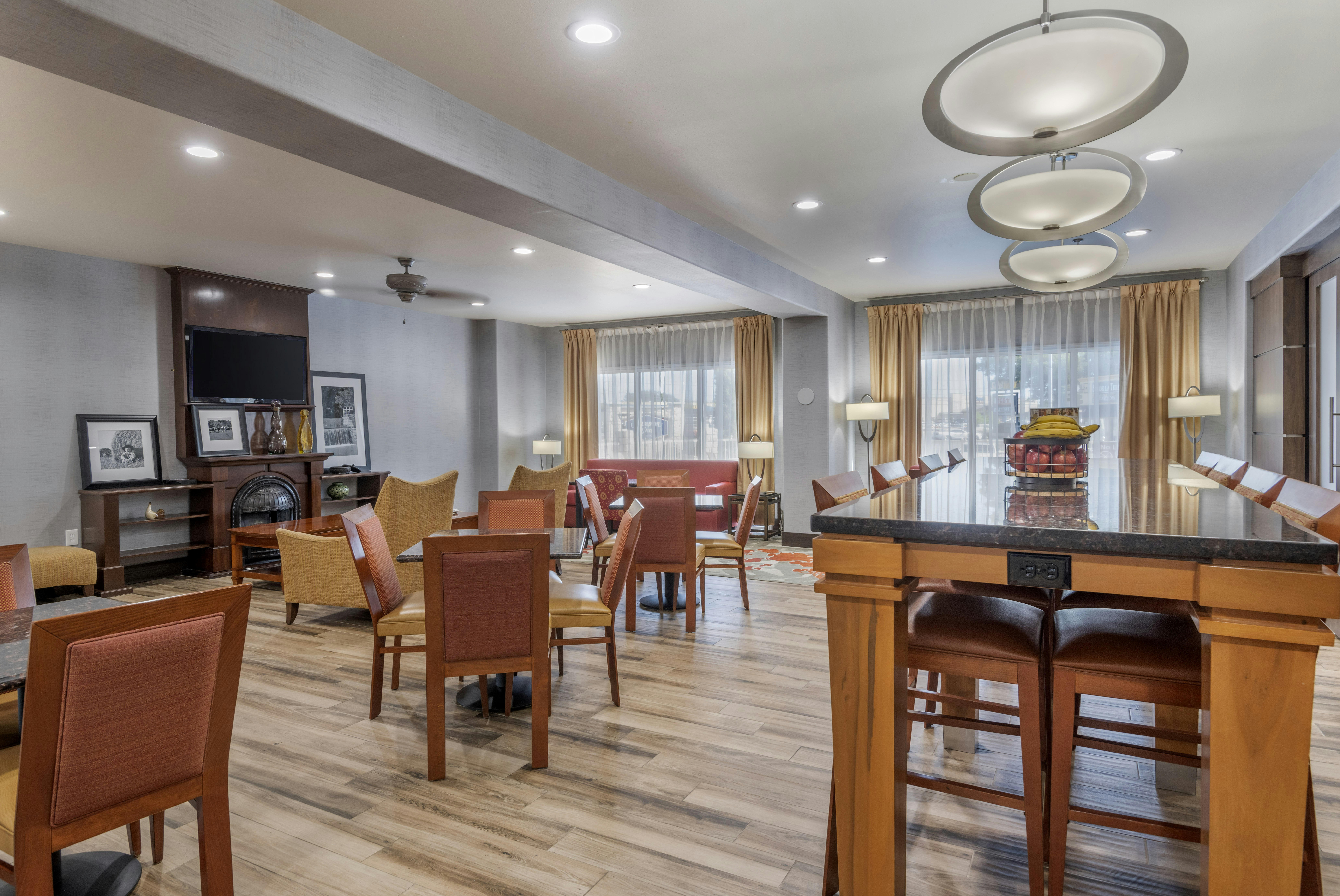 Hampton Inn Brownwood 25/42