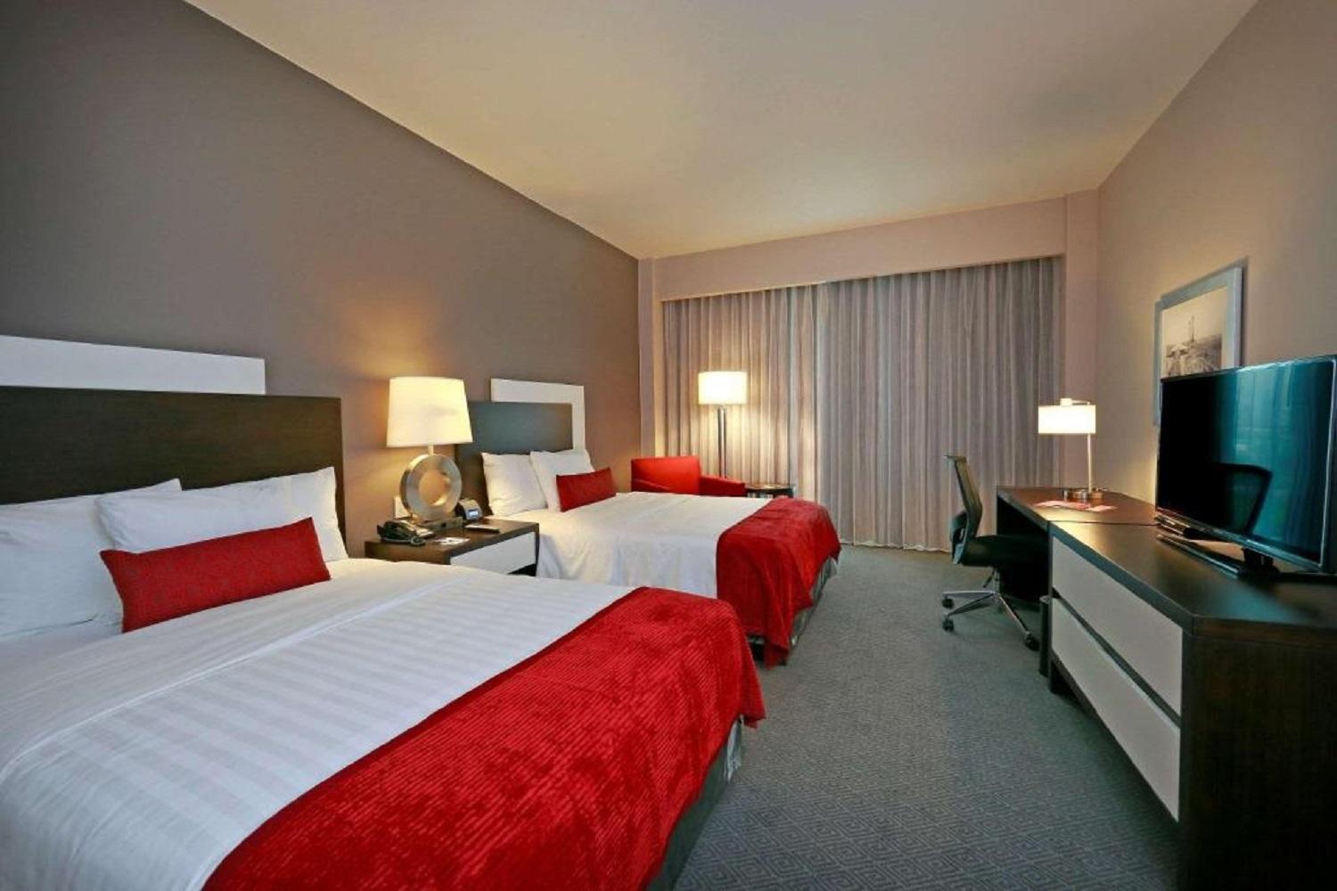 Standard, Twin Beds