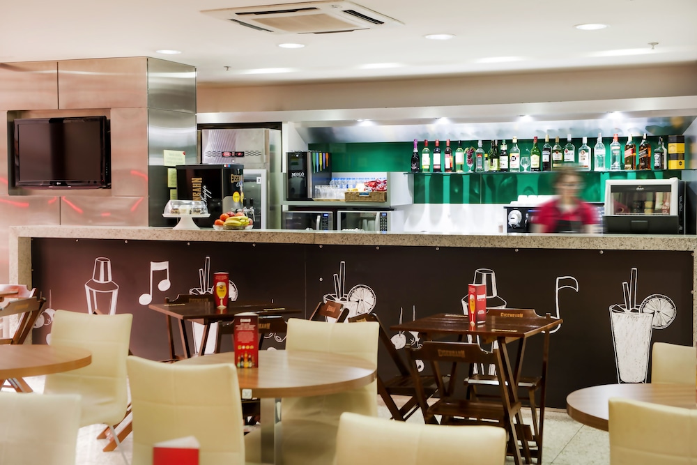 Ibis Curitiba Shopping 59/71