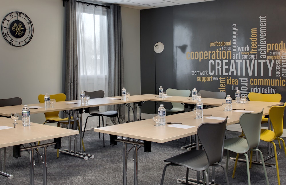 Ibis Clermont Ferrand Nord Riom 42/45