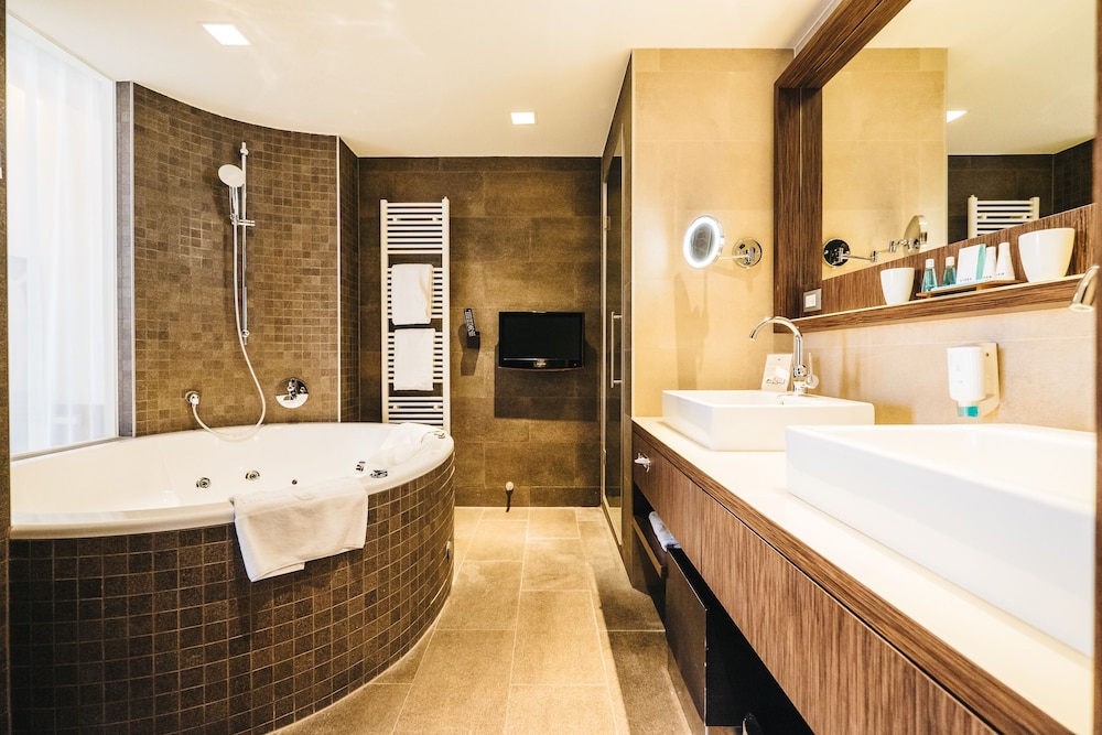 St Martins Therme Und Lodge 42/42