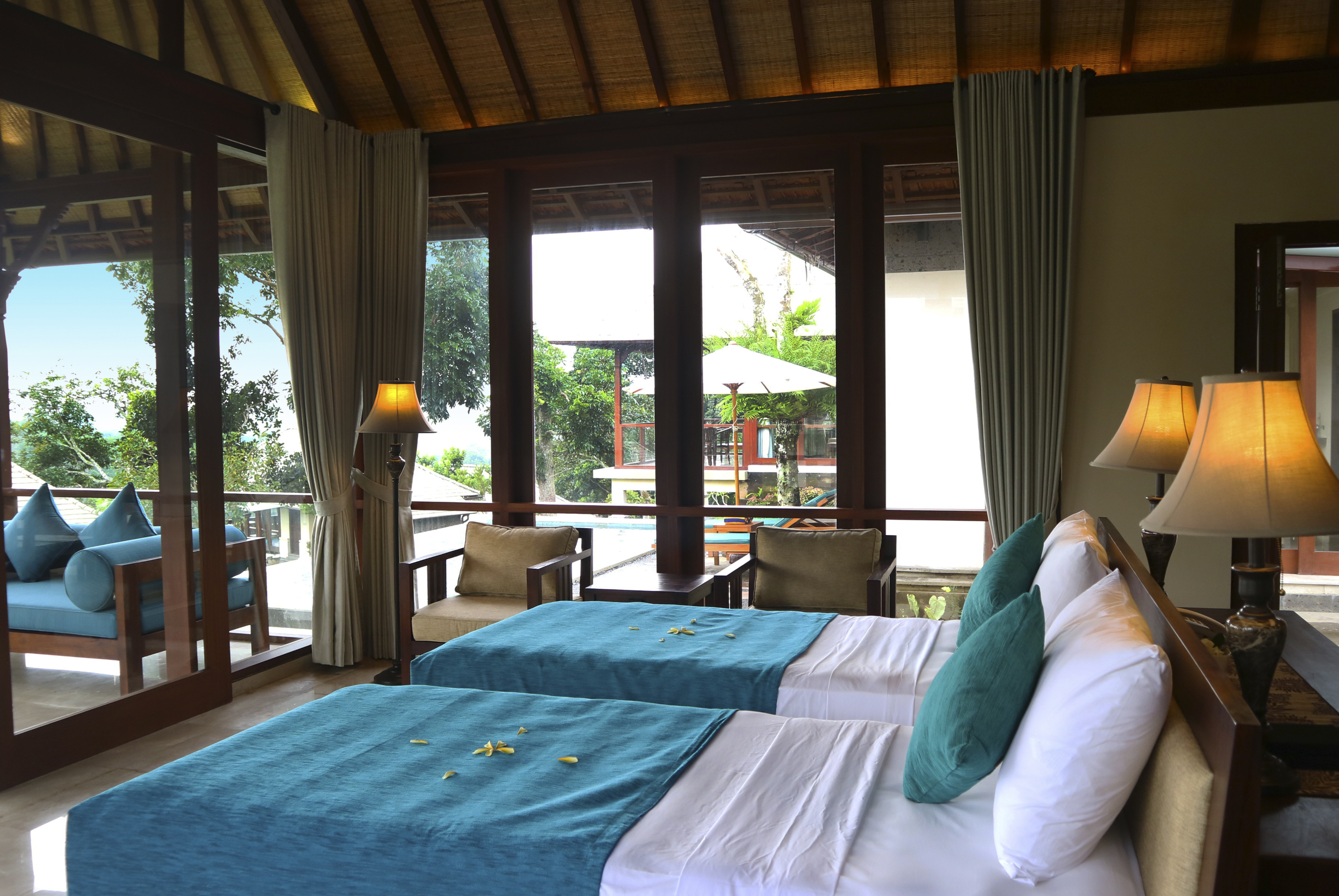 2 Bedrooms, Pool, Villa