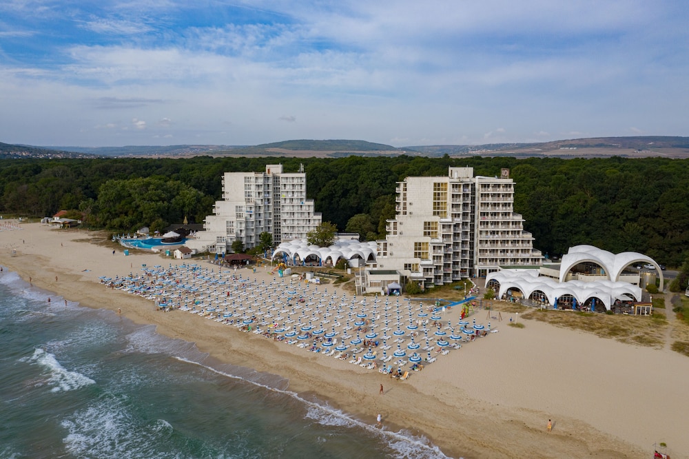 Hotel Nona 23/26