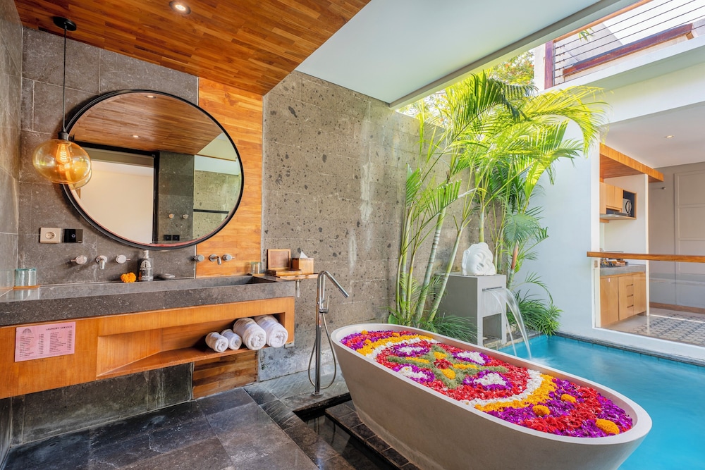 Ayona Villa Seminyak by Ini Vie Hospitality 40/41