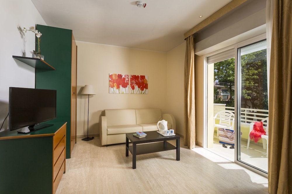Astoria Suite Hotel 30/41