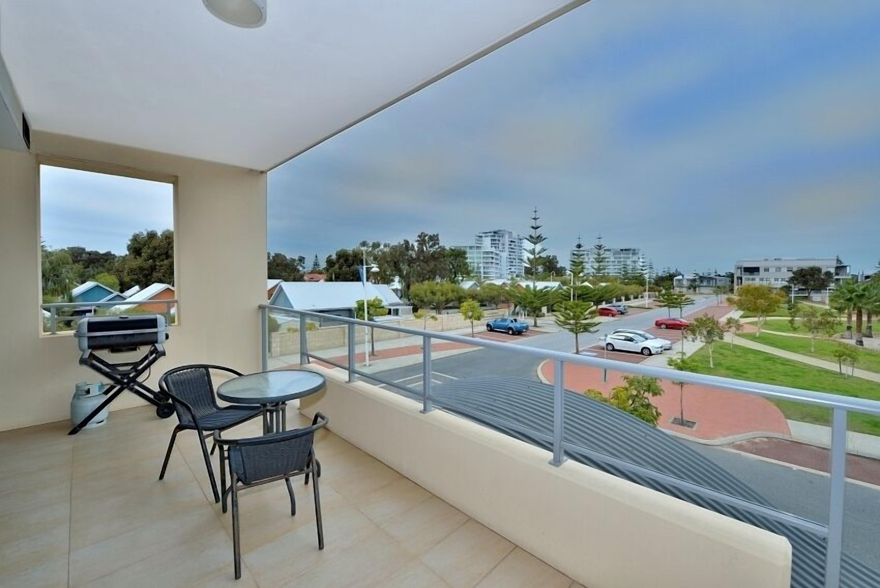 Dolphin Quay Apartments 34/71