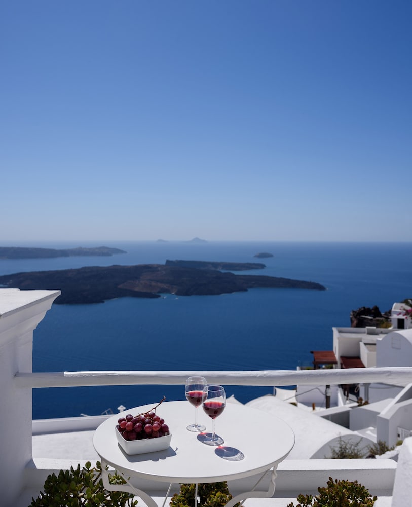 Senses Suites 45/50