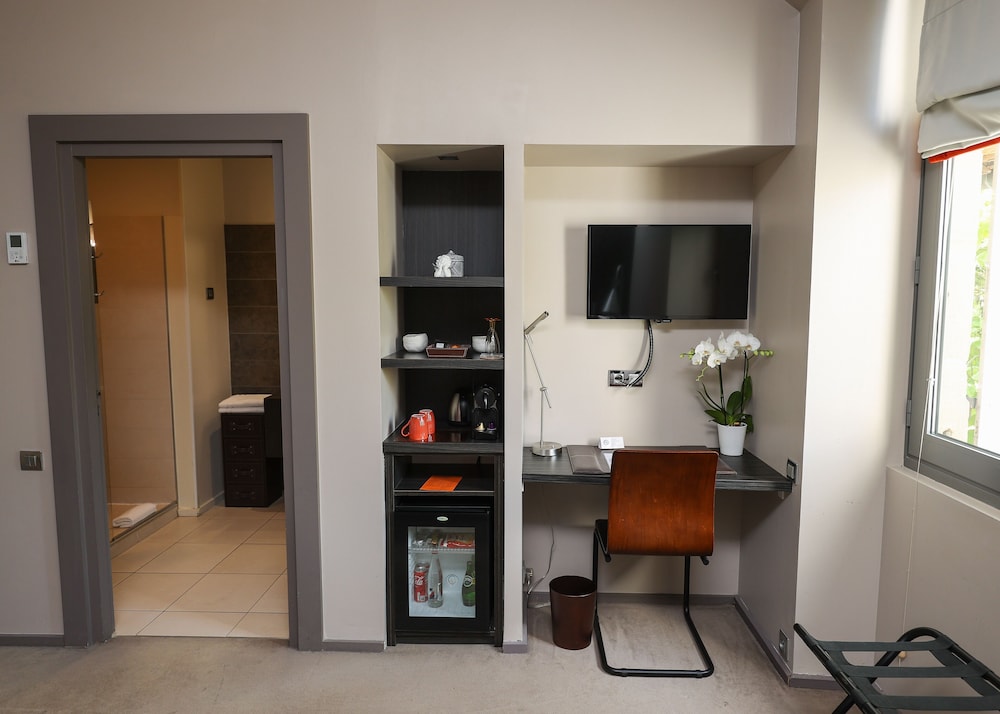 Chateau Lacan Hotel 27/50