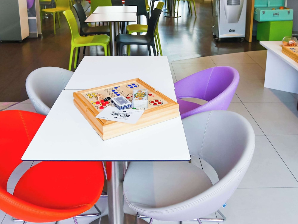 Ibis Styles Montbeliard Centre Velotte 48/68