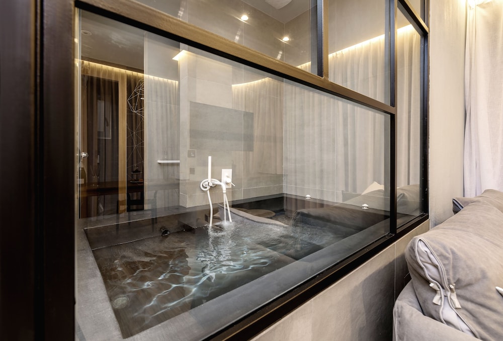 Dyo Suites 23/50