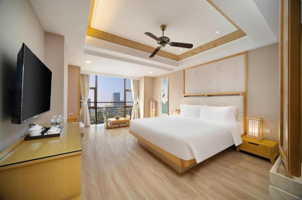 Yiyuan Xuanyu Hotel 11/45