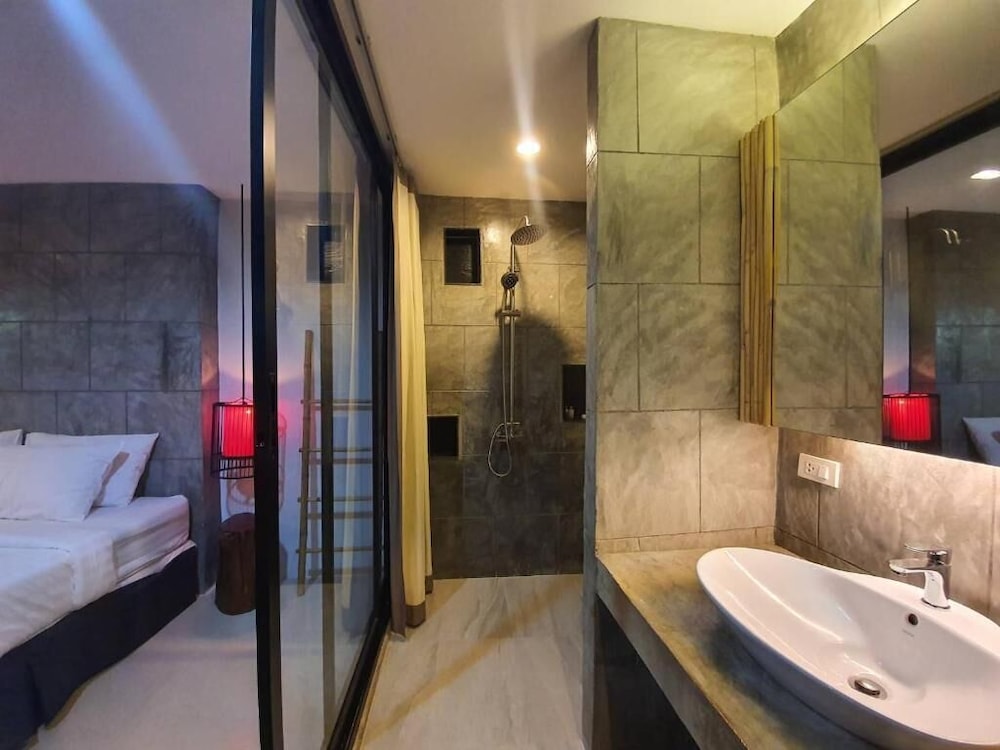 Sea Garden Resort Haad Chao Phao 48/50