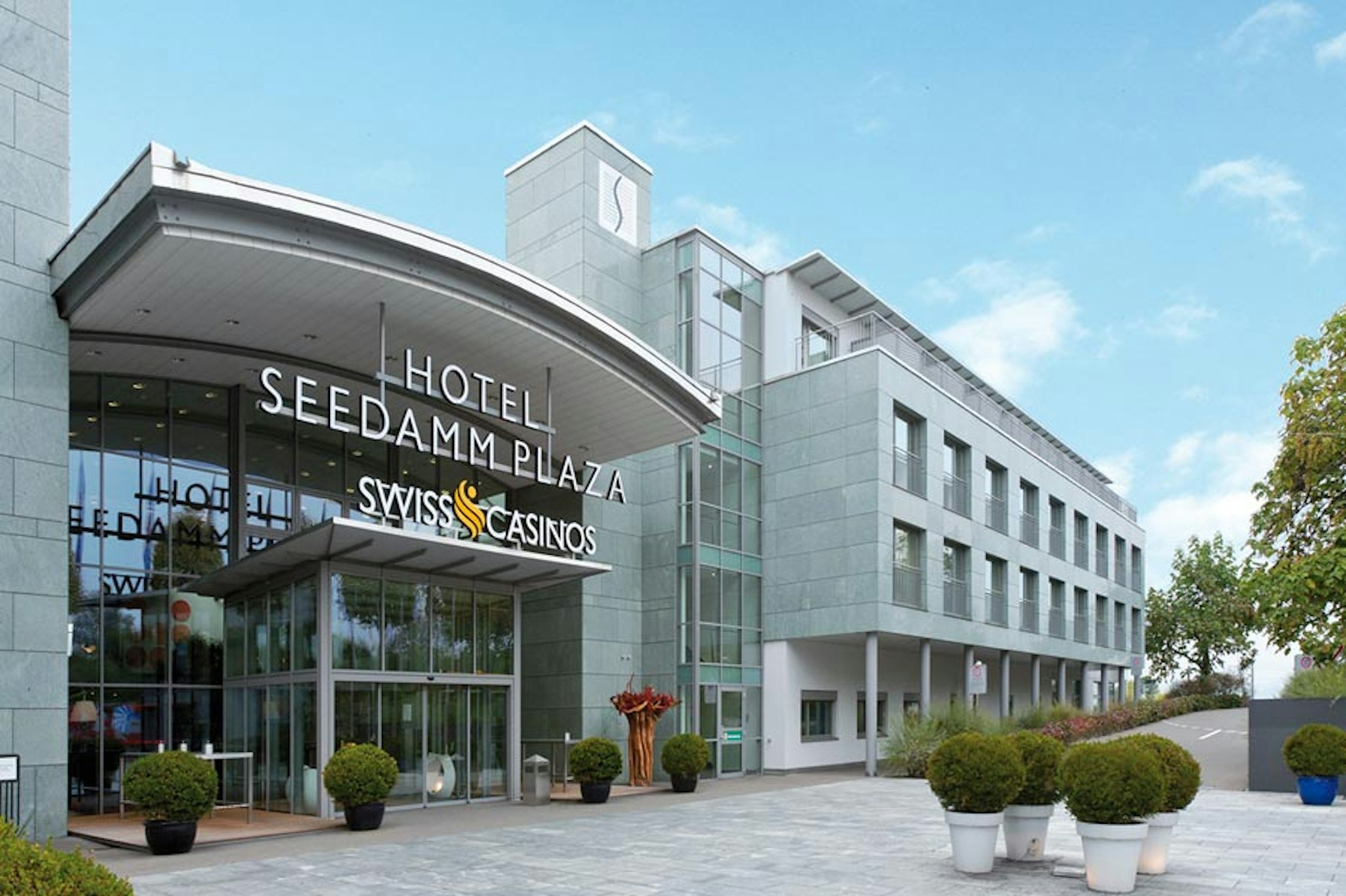 Seedamm Plaza 2/47