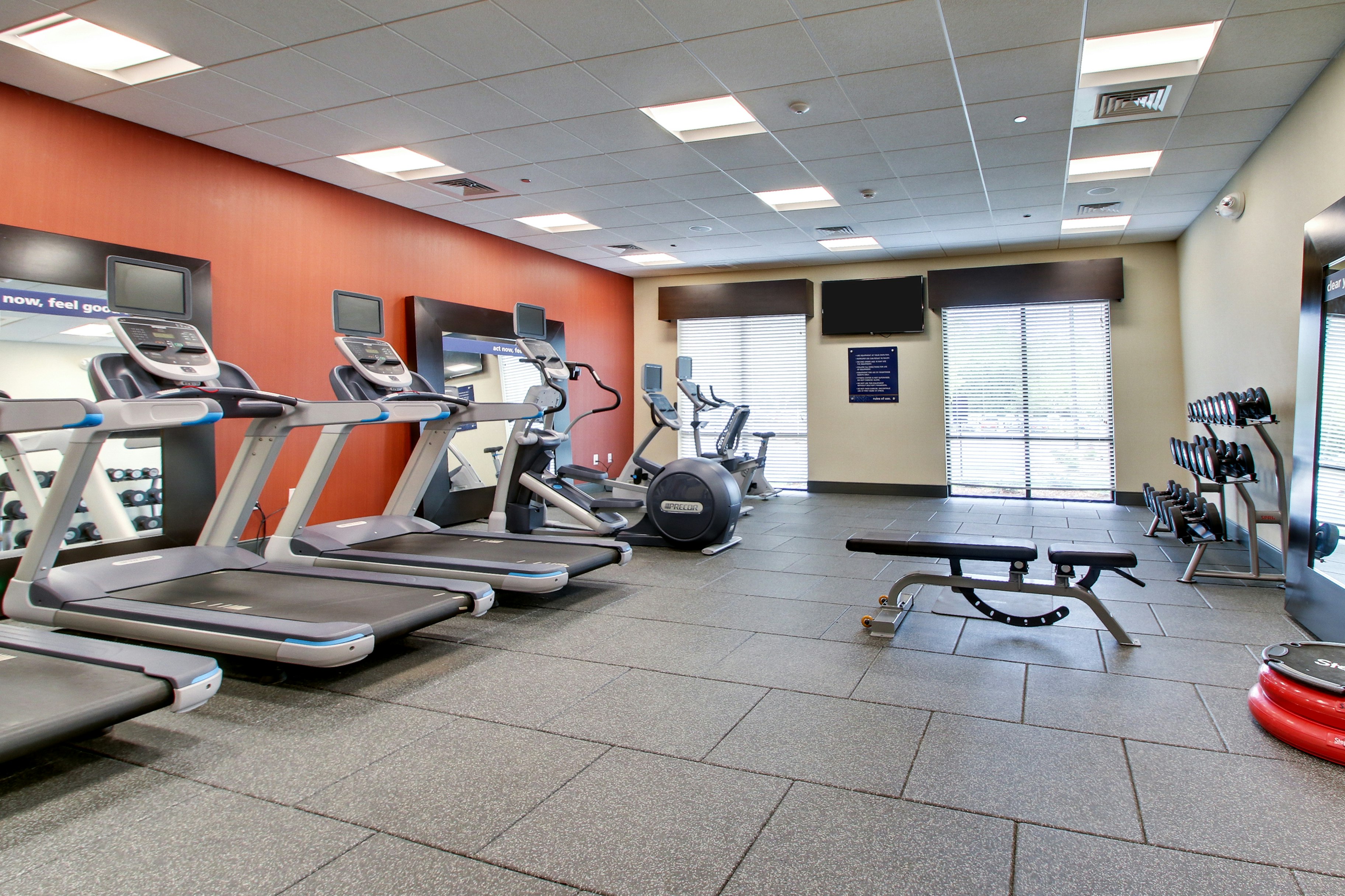 Hampton Inn Suites Greenville Airport 30/56