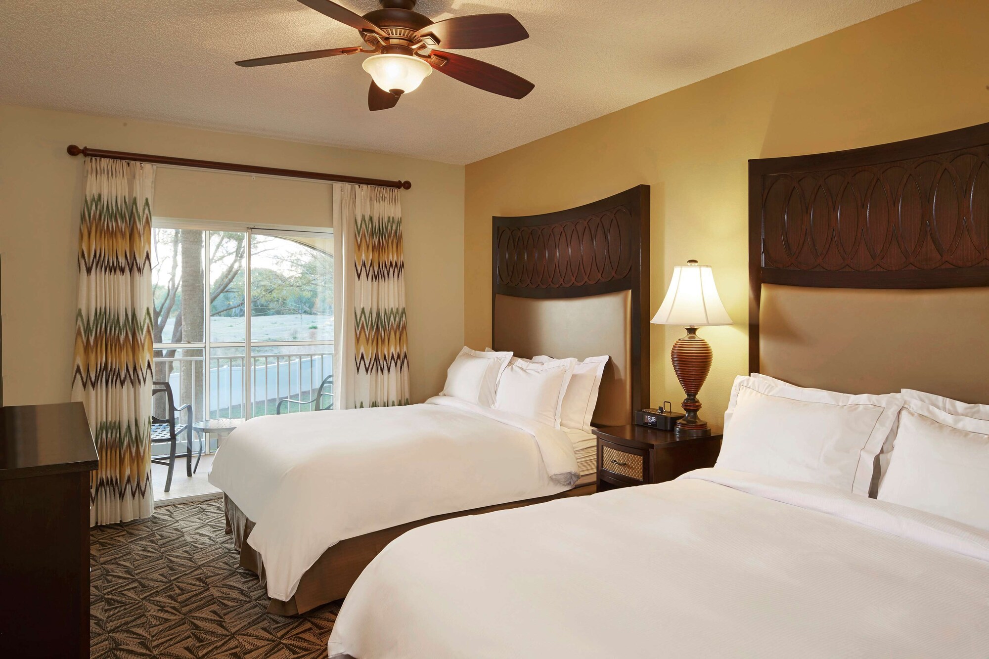 2 BEDROOMS, SUITE, 1 KING AND 2 QUEEN BEDS, KITCHEN