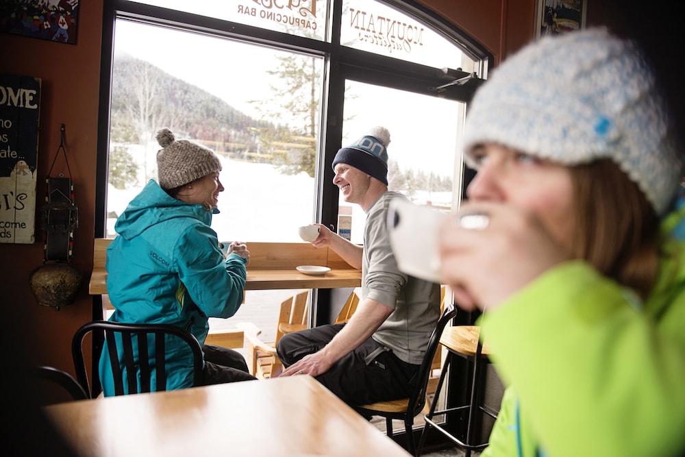 Panorama Mountain Resort Pine Inn 27/57