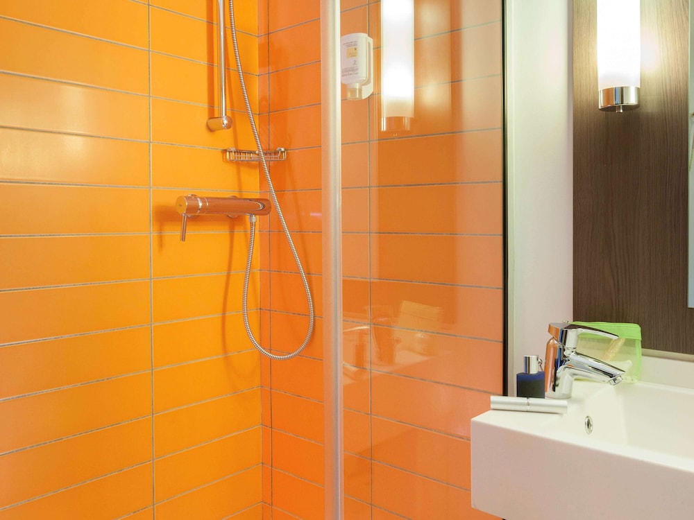 Ibis Styles Lyon Centre - Gare Part Dieu Hotel 70/74