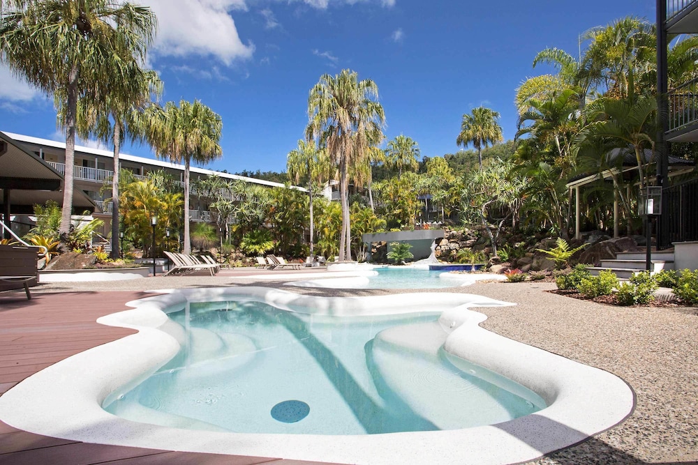 Mantra Club Croc Airlie Beach 23/48