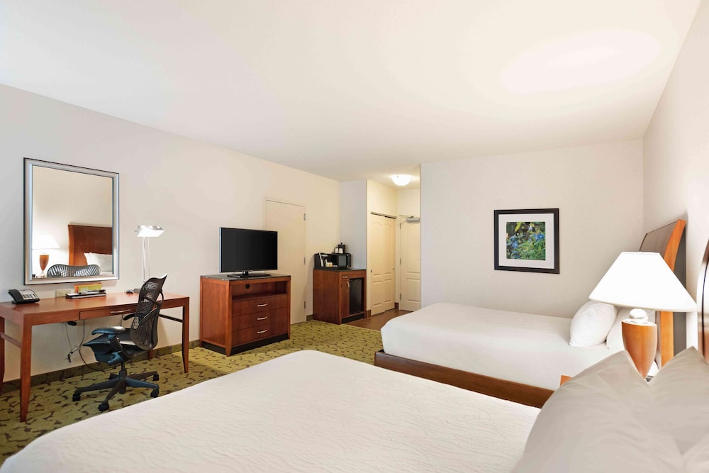 Hilton Garden Inn Bloomington, IN 25/78