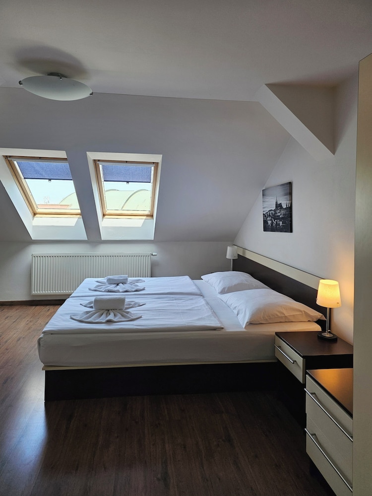 Residence Vysta 14/38