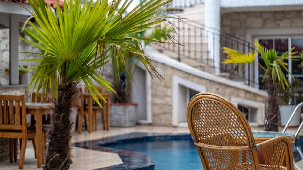 Avlu Alacati Butik Otel 38/46