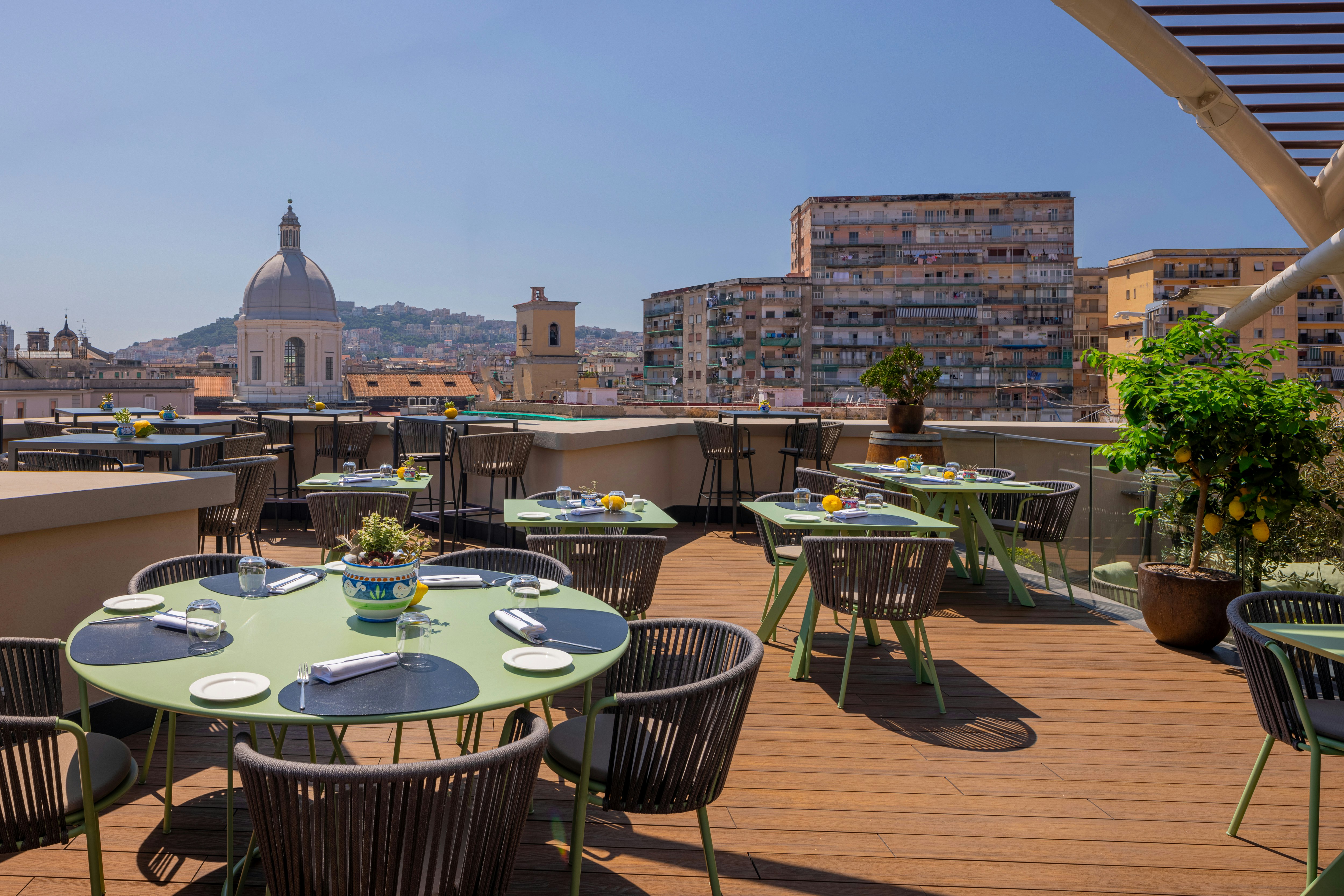 Unahotels Napoli 56/76