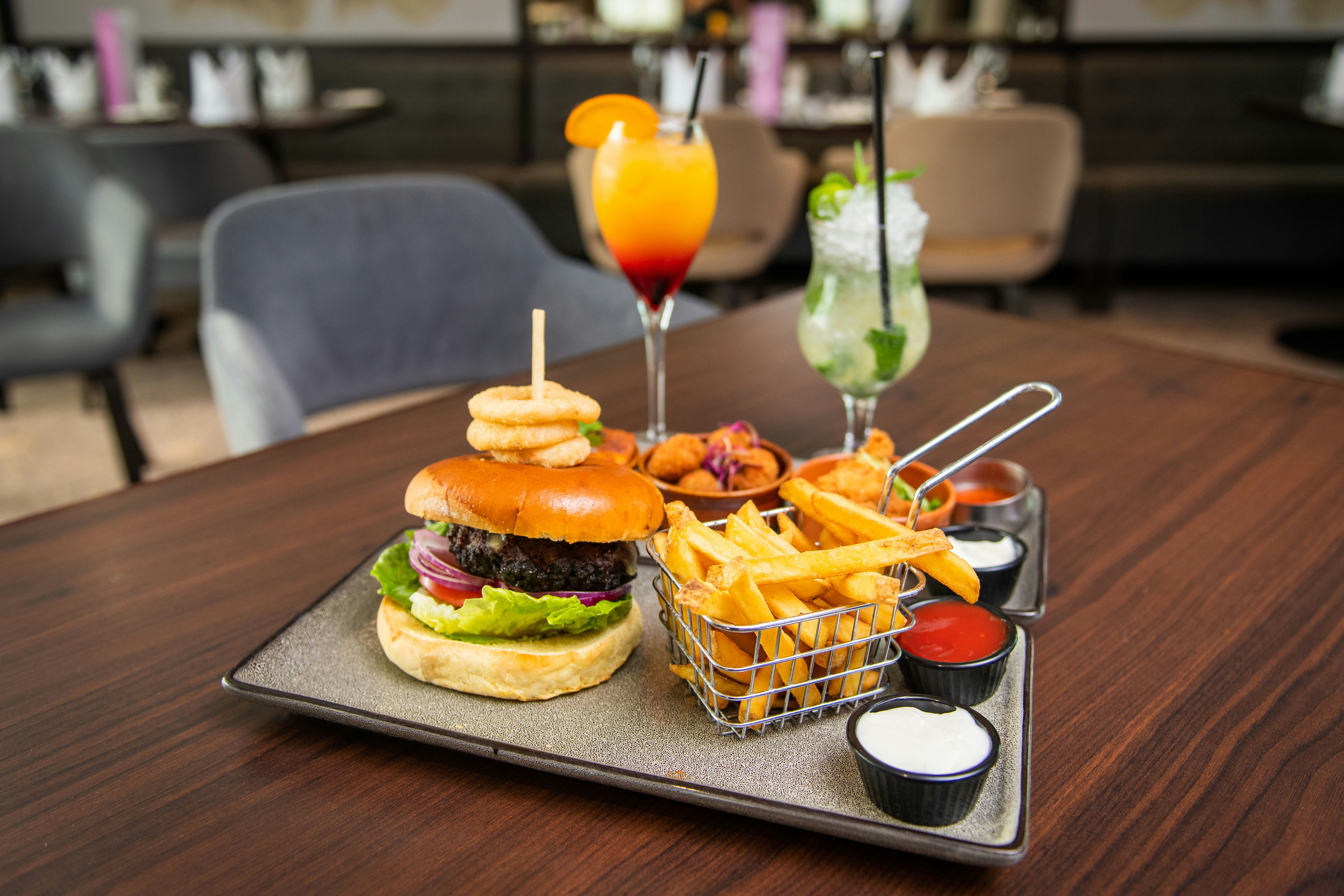 DOUBLETREE BY HILTON HOTEL LONDON HEATHROW AIRPORT 10/26