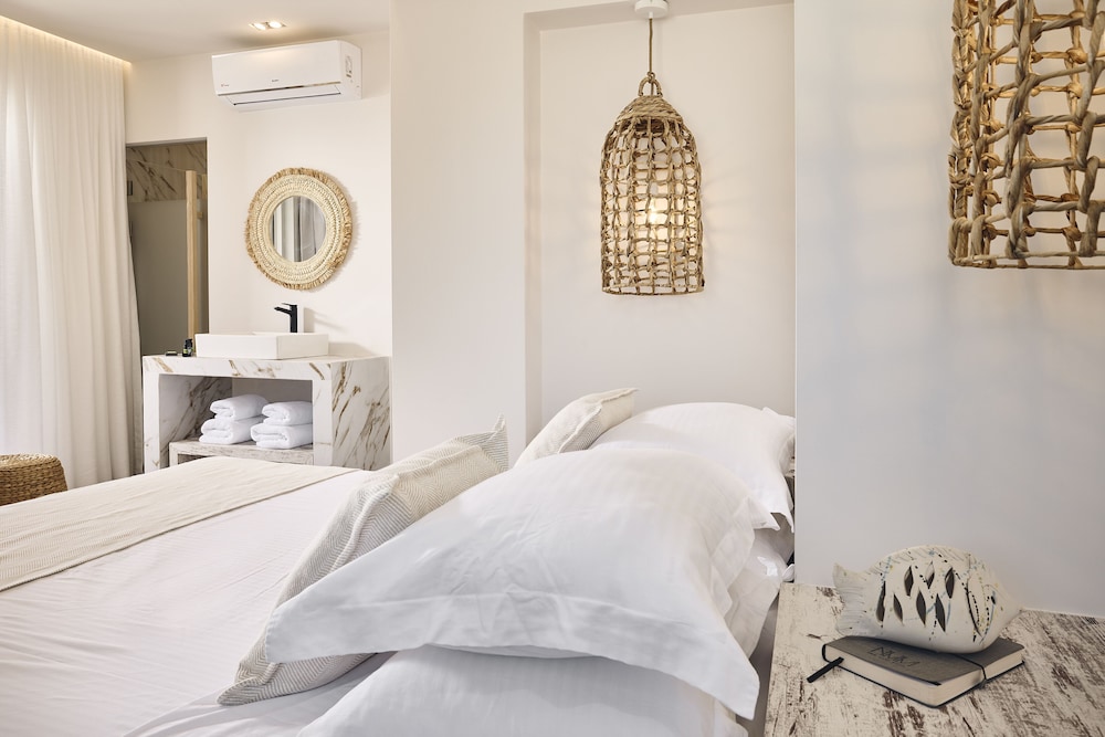 Kythnos Bay Hotel 20/50