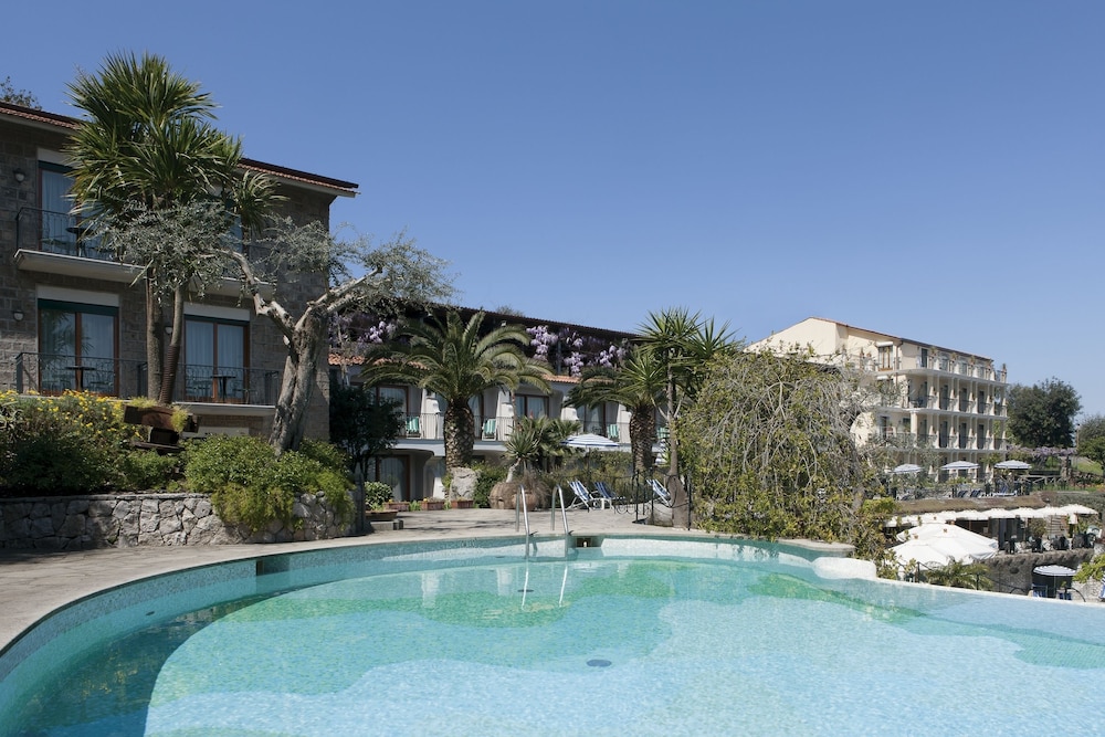Grand Hotel Capodimonte in SORRENTO
