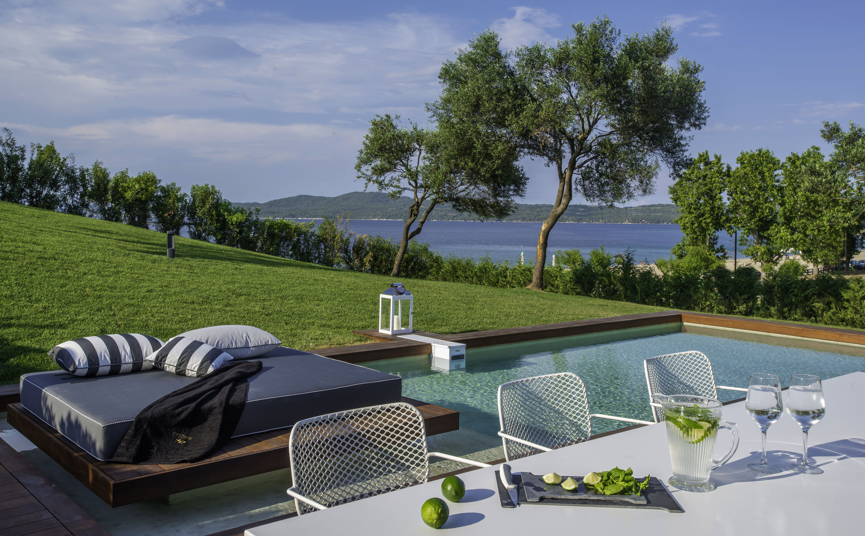 Avaton Luxury Beach Resort - Relais and Chateaux 67/69